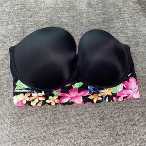Strapless Designed Bra